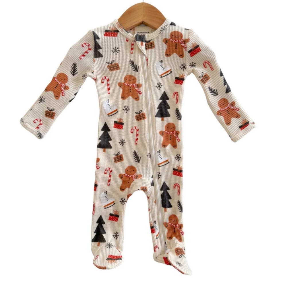 Gingerbread Winter Wonderland Waffle Knit Bamboo Footie Onesie NB-0/3 - Picture 3 of 4
